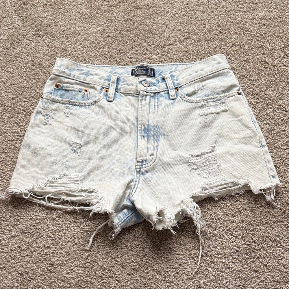 Abercrombie & Fitch Women’s Annie Hi Rise White Washed Distressed Jean Shorts